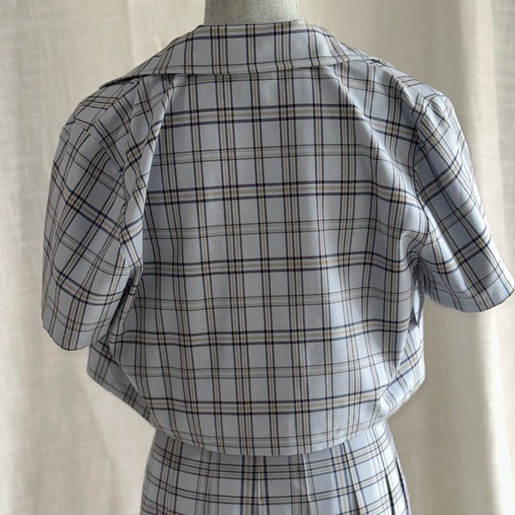 Aritzia - Sunday Best Button Up - Picture 8 of 8